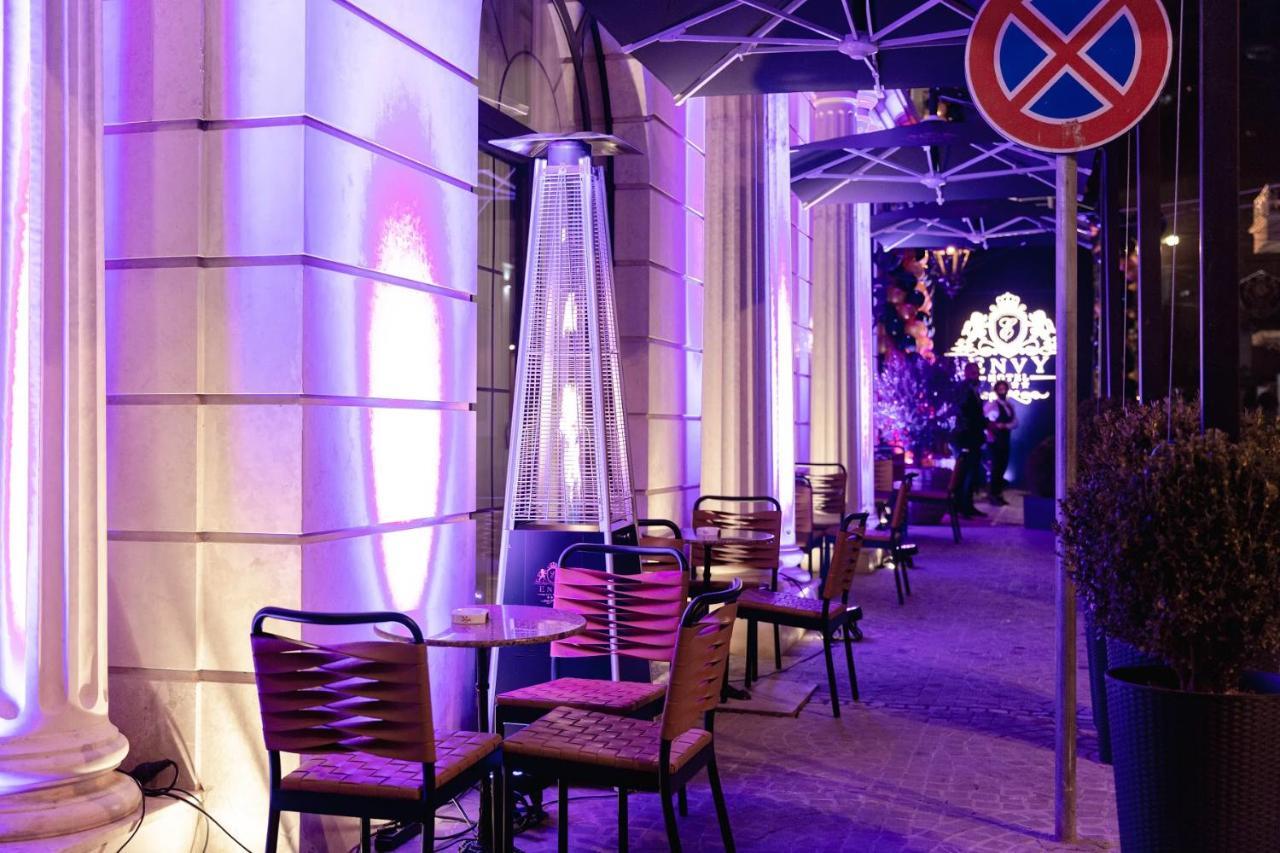 Envy Hotel Durres Exterior photo