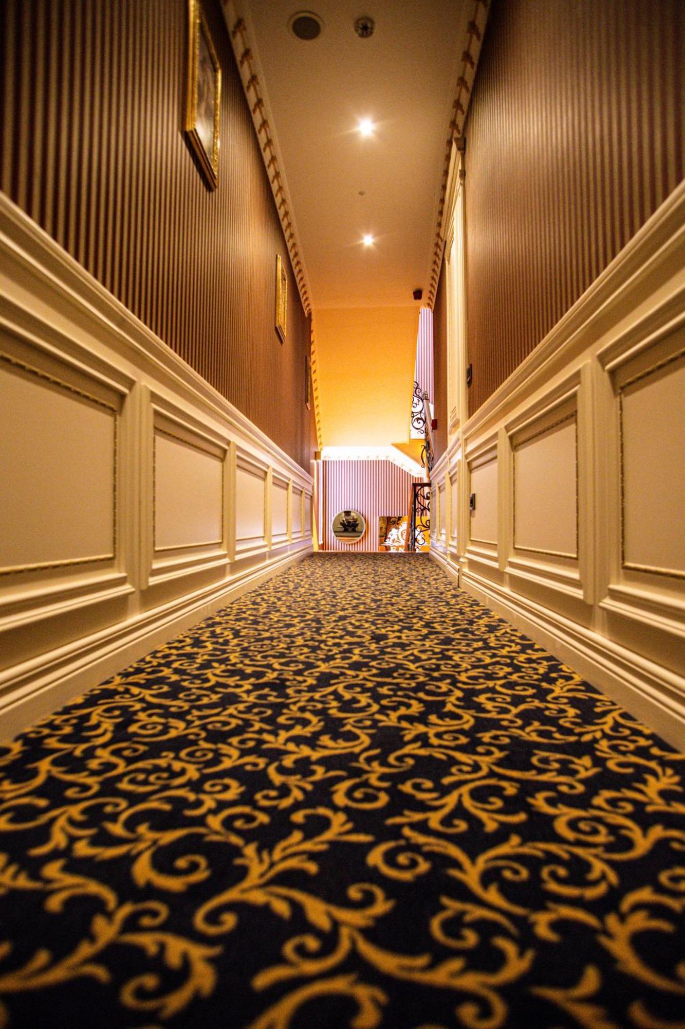 Envy Hotel Durres Exterior photo